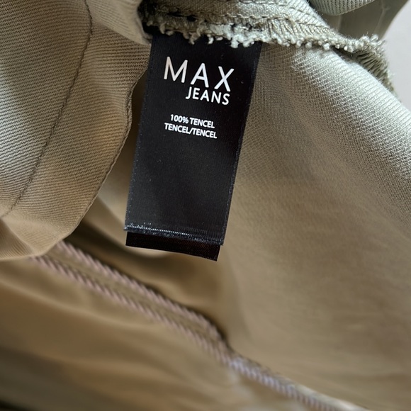 Jacket - Picture 4 of 4